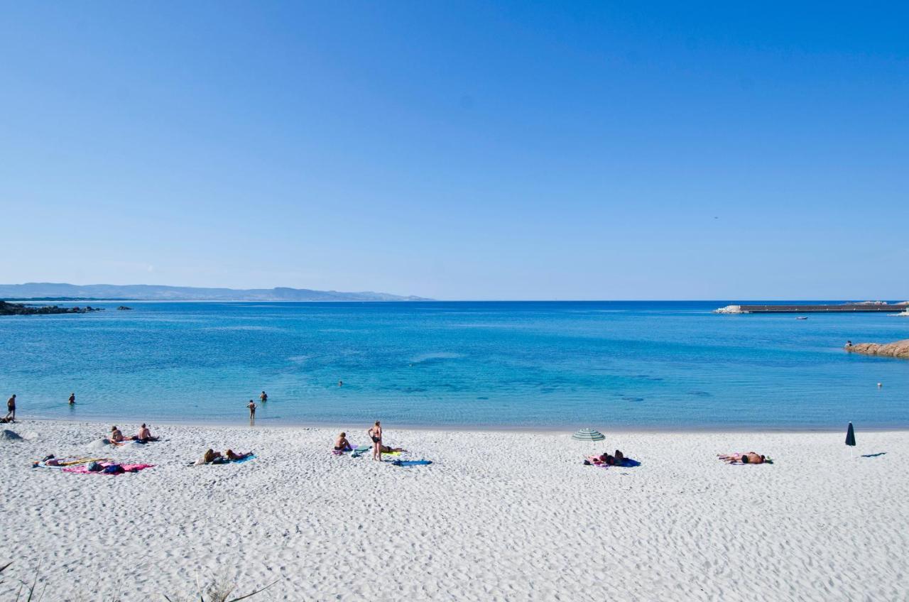 A.I.R. Hotel Gabbiano Isola Rossa Kültér fotó