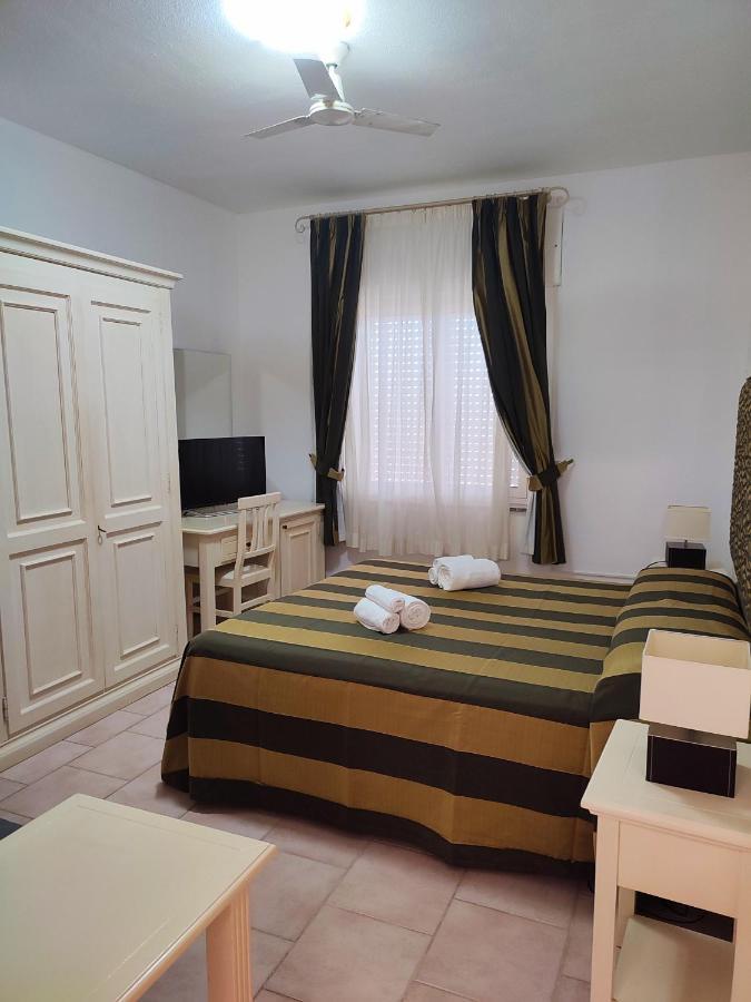 A.I.R. Hotel Gabbiano Isola Rossa Kültér fotó
