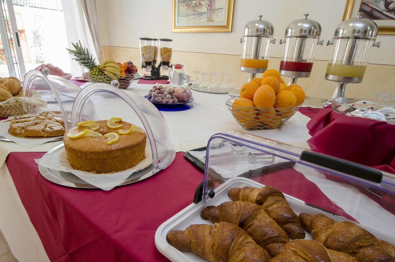 A.I.R. Hotel Gabbiano Isola Rossa Kültér fotó